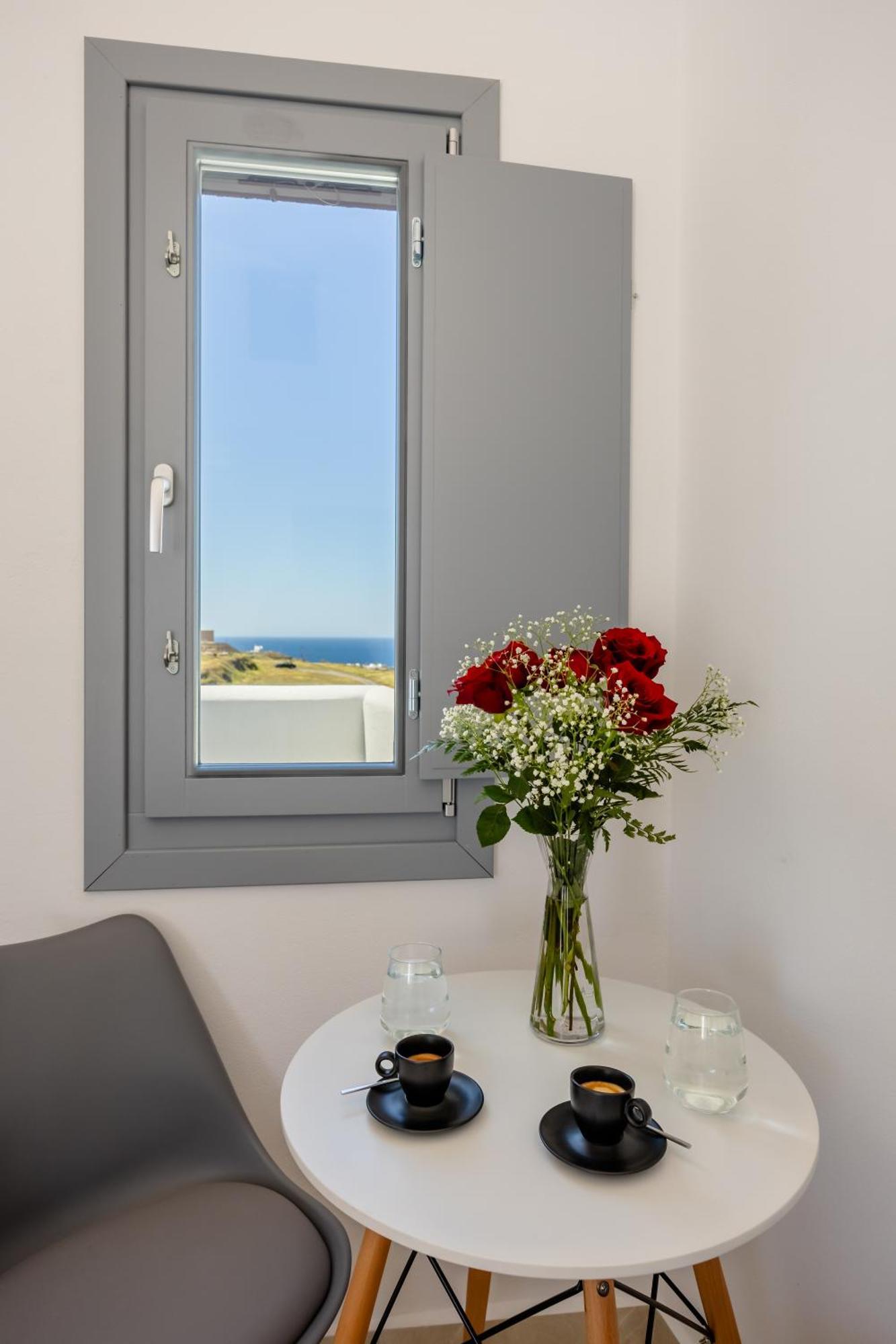 Nastram Suites Oia 외부 사진