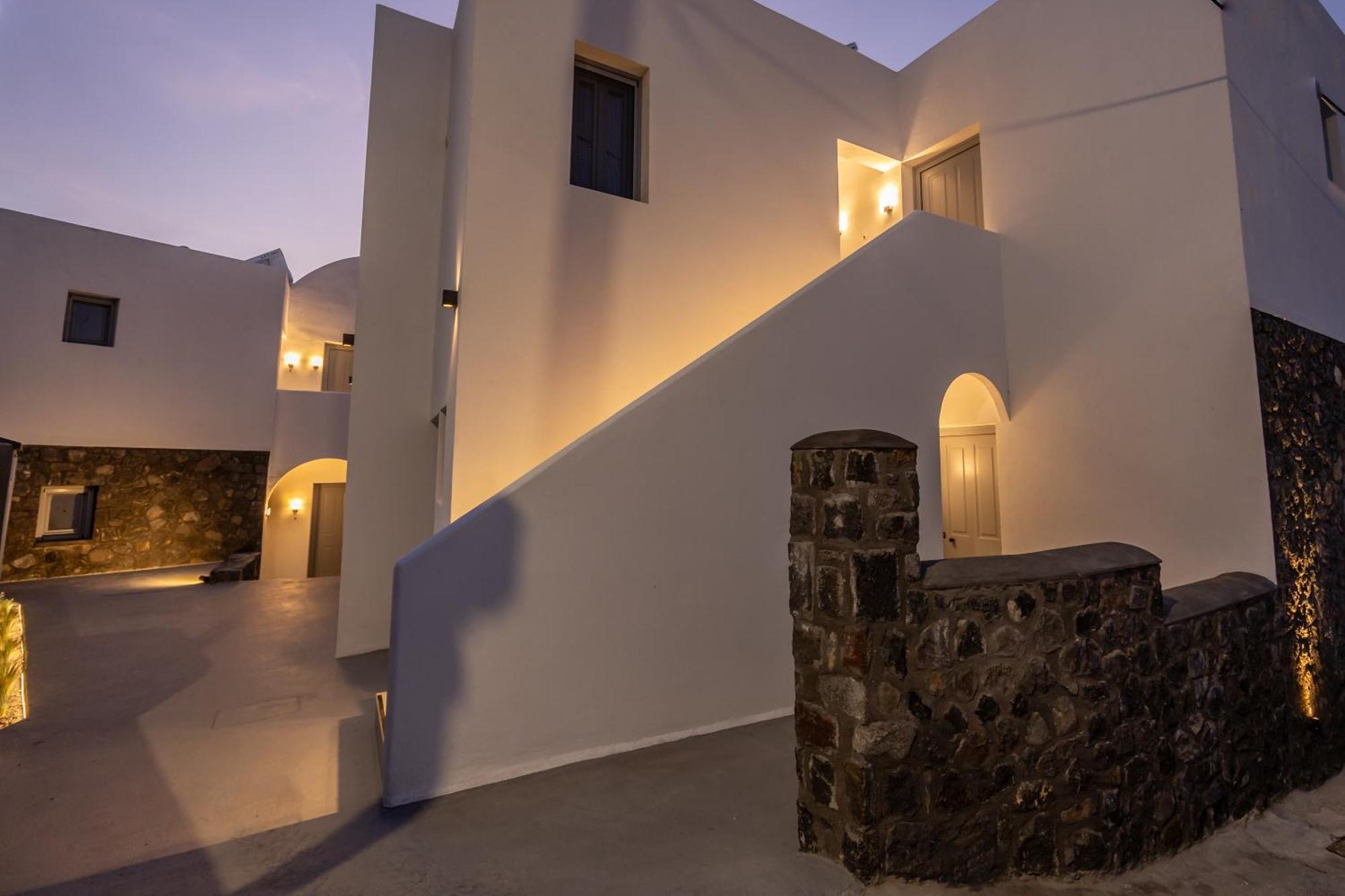 Nastram Suites Oia 외부 사진