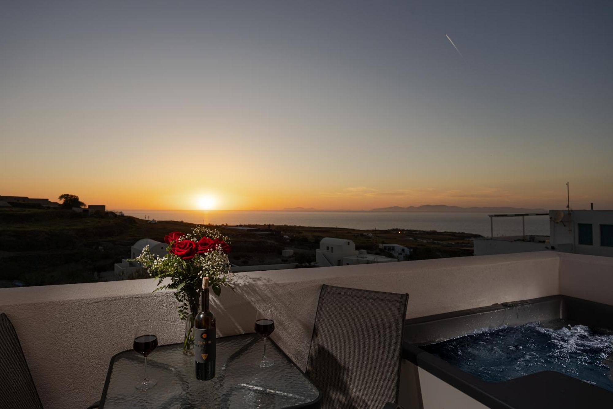 Nastram Suites Oia 외부 사진