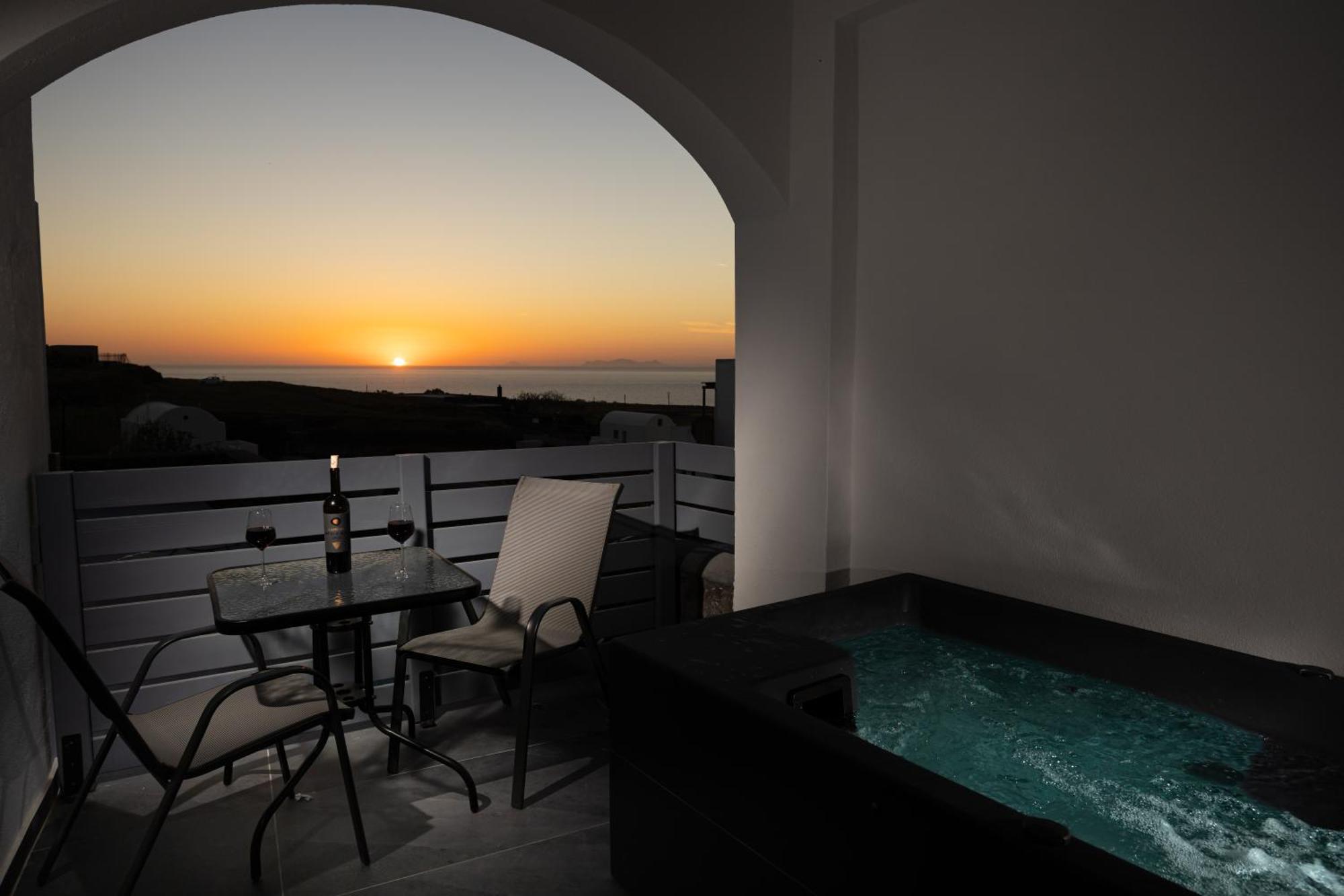 Nastram Suites Oia 외부 사진